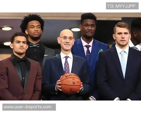 艾顿本季面对顶级内线表现出色7战全胜场均18分10篮板命中率高达72